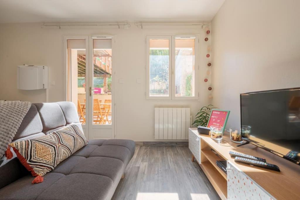 Appartamento L'Ainstant Bellegarde-sur-Valserine Esterno foto